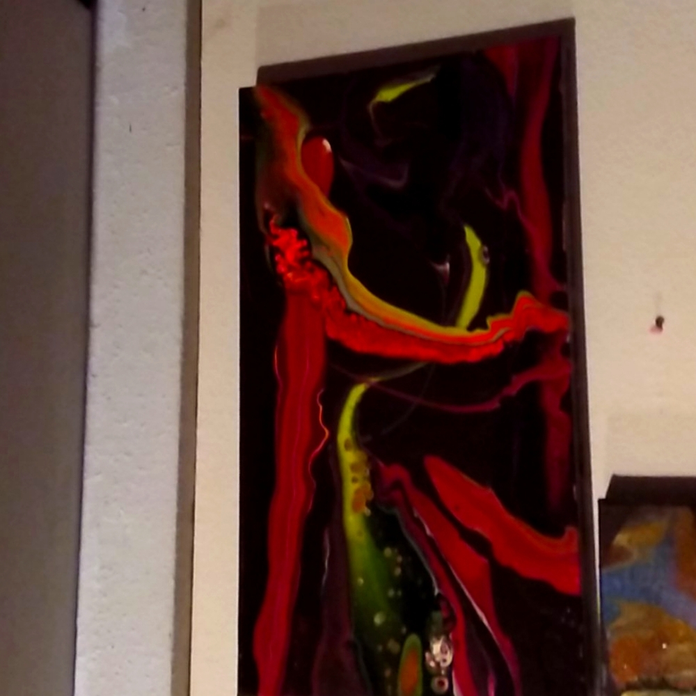 Paint pouring